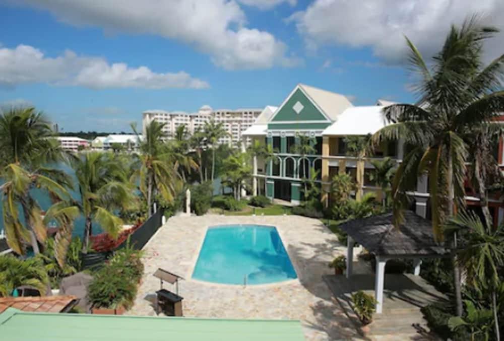 Pelican Bay Hotel Freeport Exteriör bild
